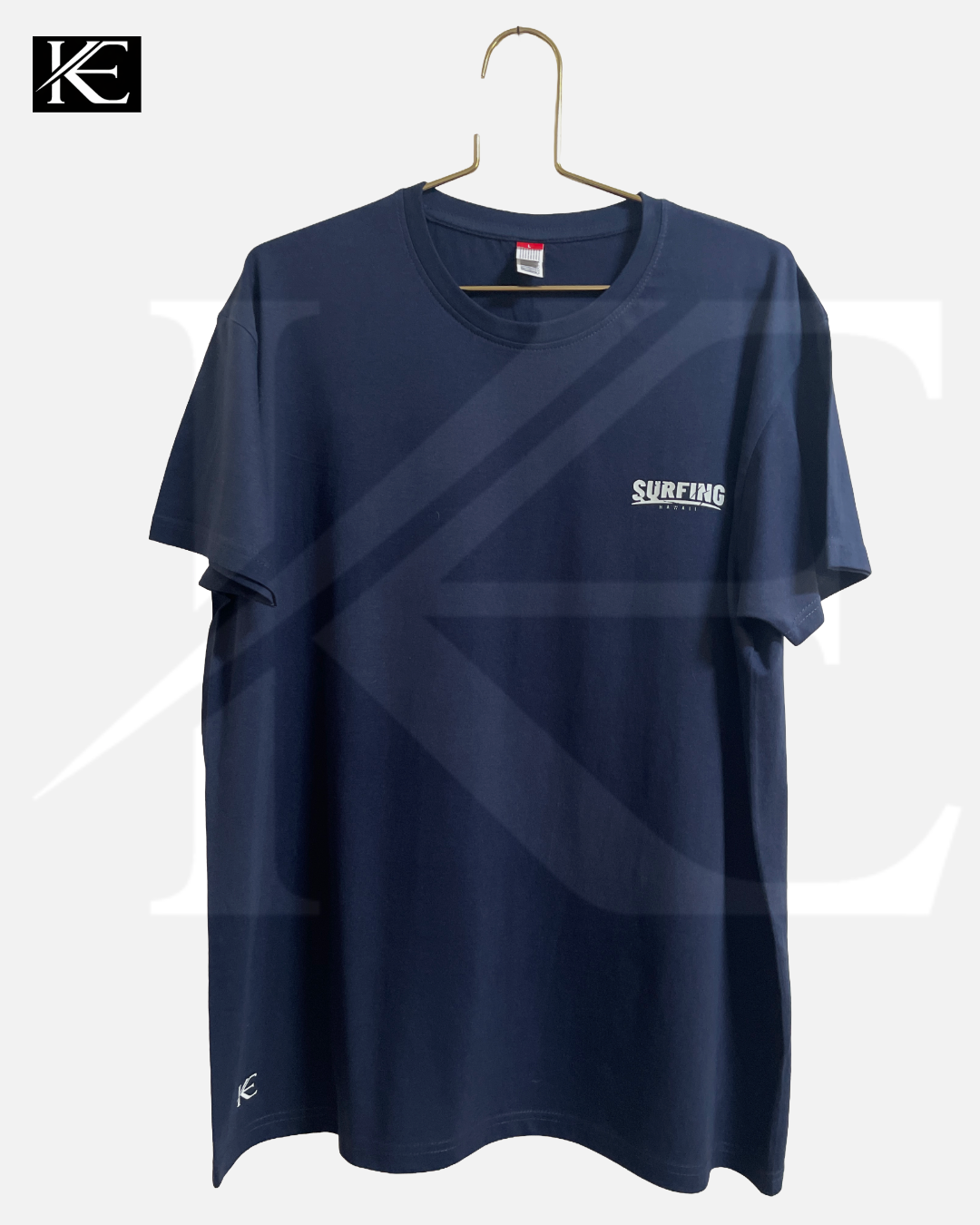 T-Shirt Surfing Hawaii